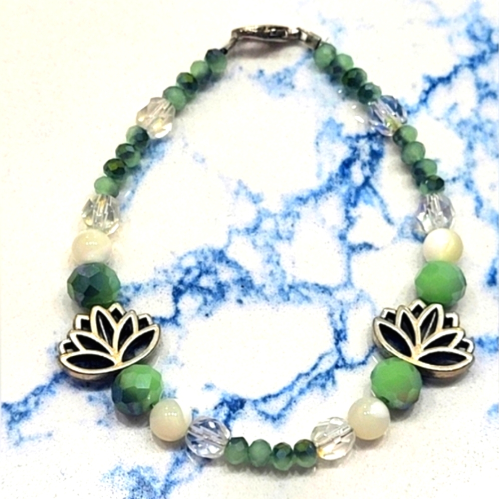 Green Lotus Beaded Bracelet